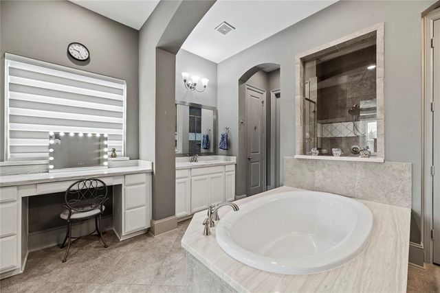 5911 Diamond Shadow Court, Richmond, TX 77469