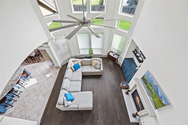 5911 Diamond Shadow Court, Richmond, TX 77469