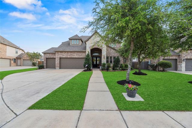 5911 Diamond Shadow Court, Richmond, TX 77469