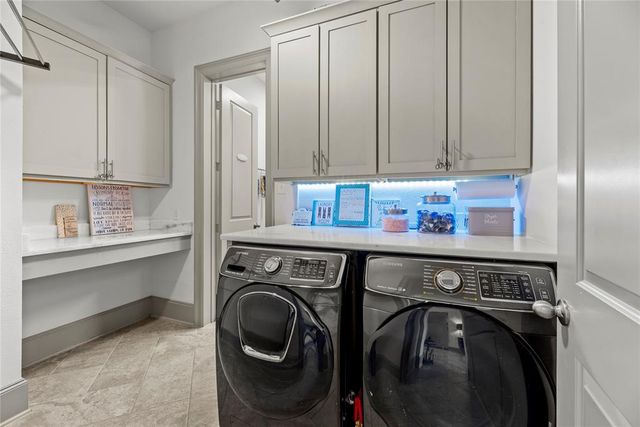 5911 Diamond Shadow Court, Richmond, TX 77469