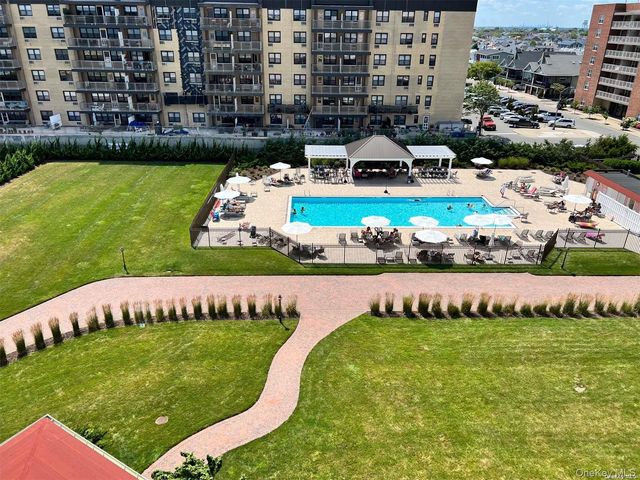 2 Richmond Road ph 6r, Lido Beach, NY 11561