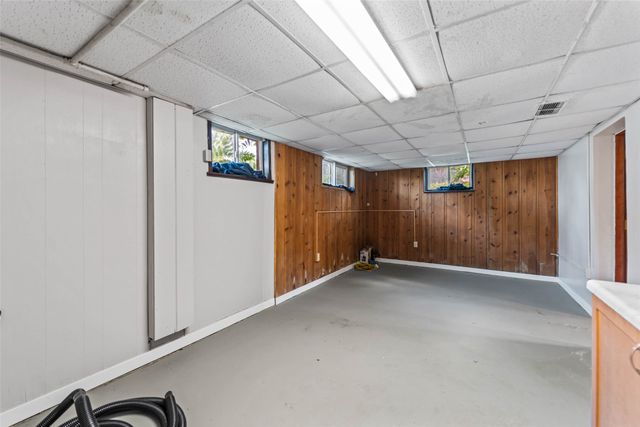 2921 Wood Street, Ames, IA 50014