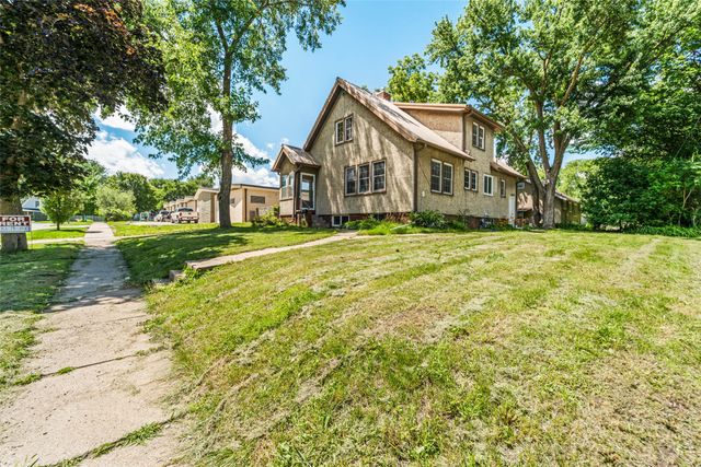 2921 Wood Street, Ames, IA 50014