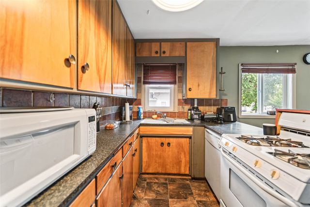 2921 Wood Street, Ames, IA 50014