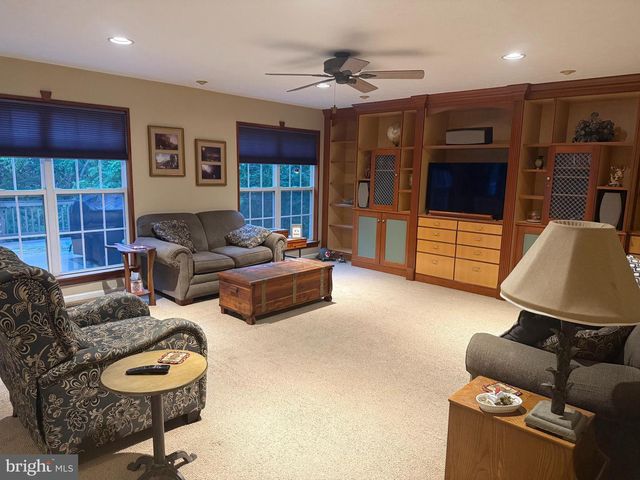 2425 WOODLAND CT, Chesapeake Beach, MD 20732