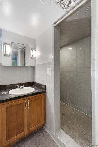 13551 Royal Grand, Redford, MI 48239