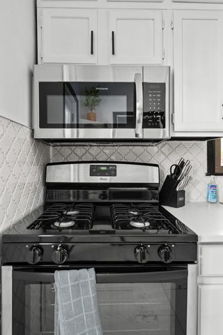 1316 E 9th Street, Davenport, IA 52803