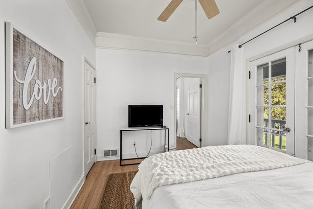 1316 E 9th Street, Davenport, IA 52803