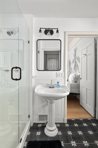 1316 E 9th Street, Davenport, IA 52803