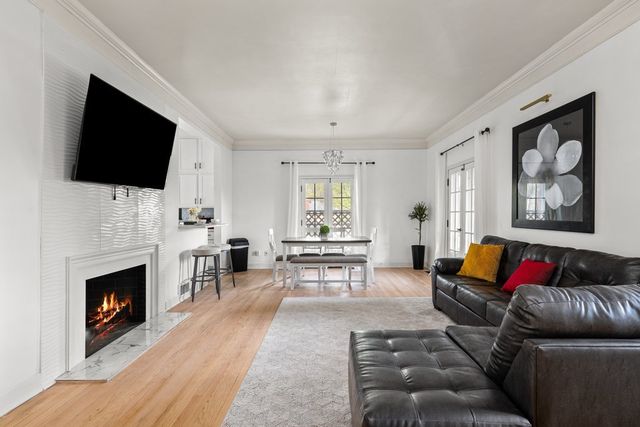 1316 E 9th Street, Davenport, IA 52803