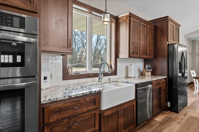 3010 Tamarack Place, Cambridge, MN 55008