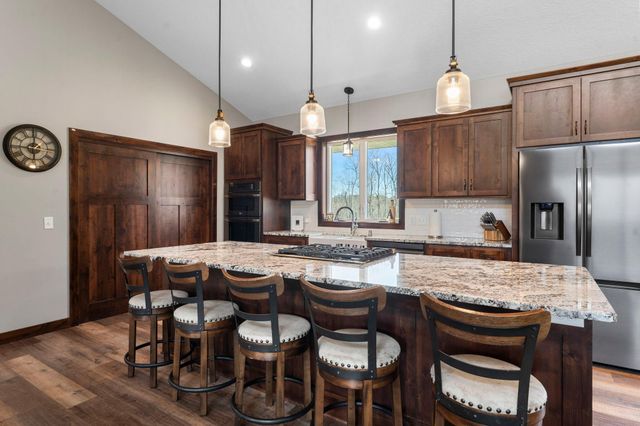 3010 Tamarack Place, Cambridge, MN 55008