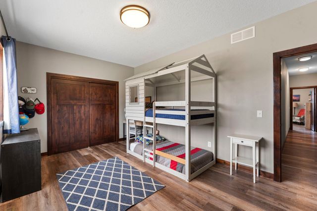 3010 Tamarack Place, Cambridge, MN 55008