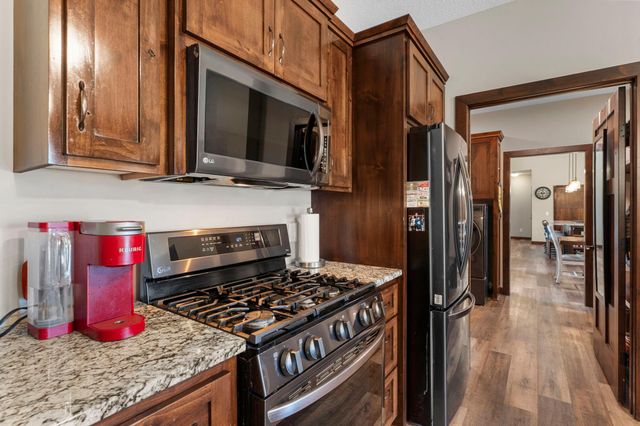 3010 Tamarack Place, Cambridge, MN 55008