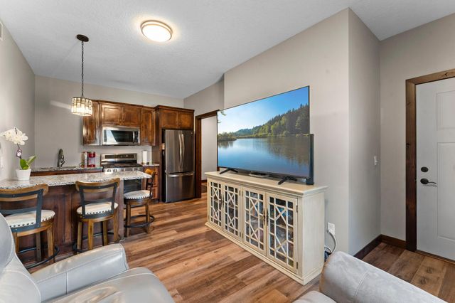 3010 Tamarack Place, Cambridge, MN 55008