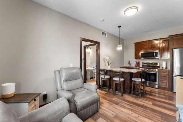 3010 Tamarack Place, Cambridge, MN 55008