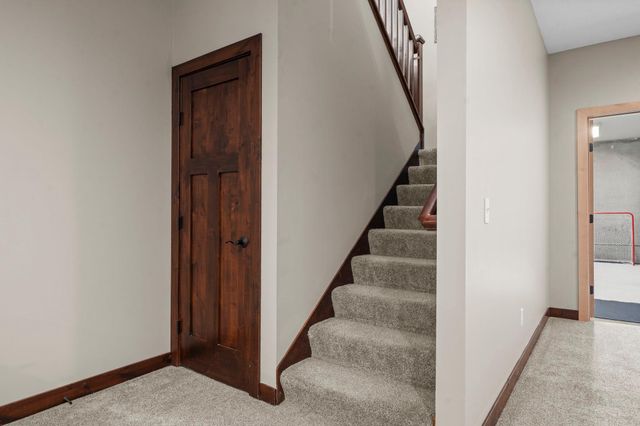 3010 Tamarack Place, Cambridge, MN 55008