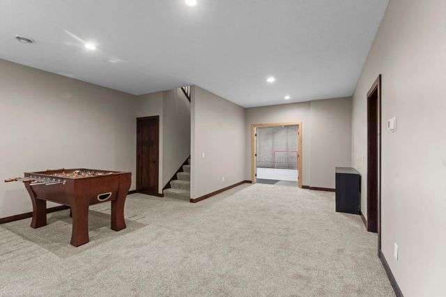 3010 Tamarack Place, Cambridge, MN 55008