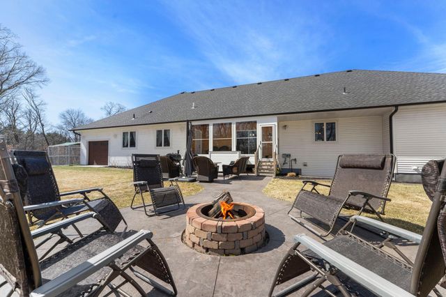 3010 Tamarack Place, Cambridge, MN 55008