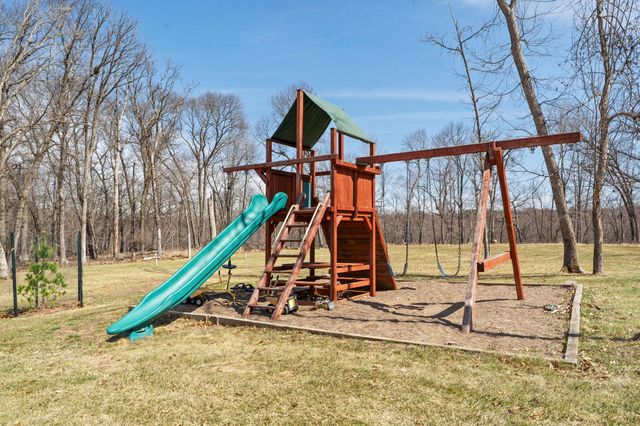 3010 Tamarack Place, Cambridge, MN 55008