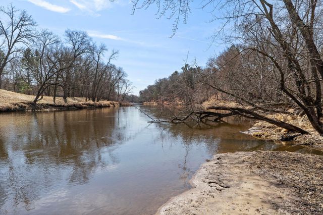 3010 Tamarack Place, Cambridge, MN 55008