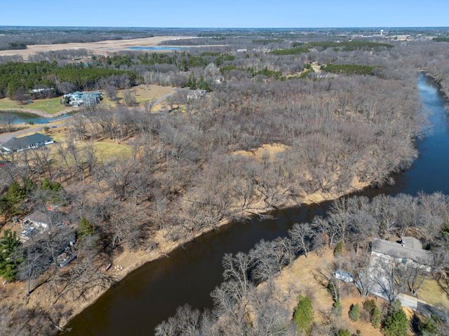 3010 Tamarack Place, Cambridge, MN 55008