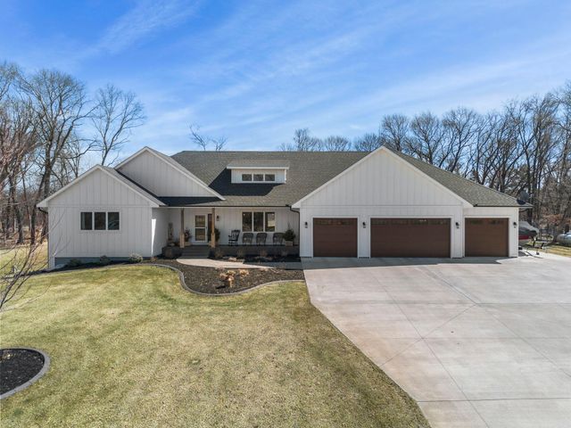 3010 Tamarack Place, Cambridge, MN 55008