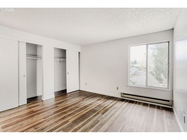 650 Sw MEADOW Dr 219, Beaverton, OR 97006