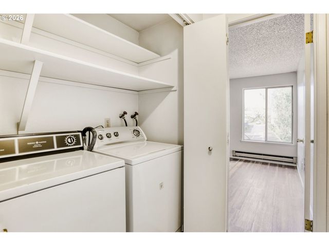 650 Sw MEADOW Dr 219, Beaverton, OR 97006