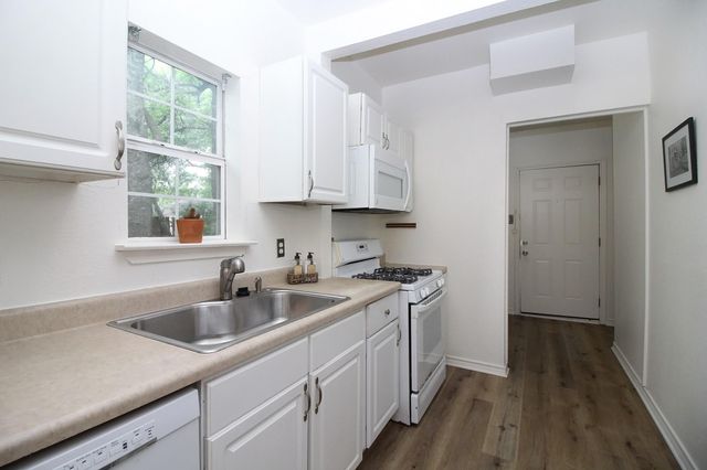 5411 Hudson ST, Austin, TX 78721