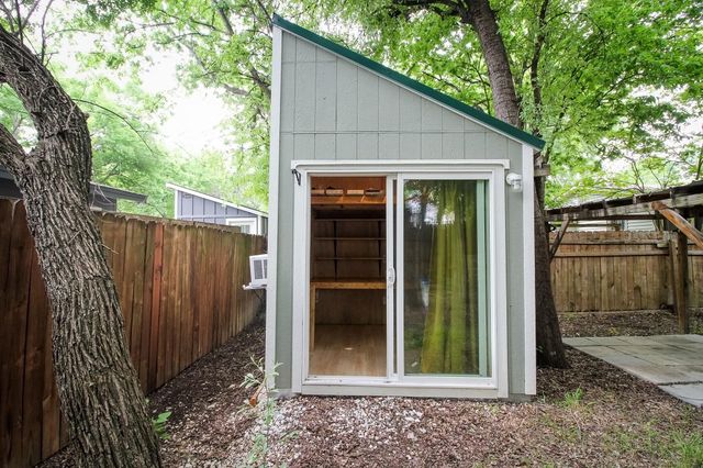 5411 Hudson ST, Austin, TX 78721