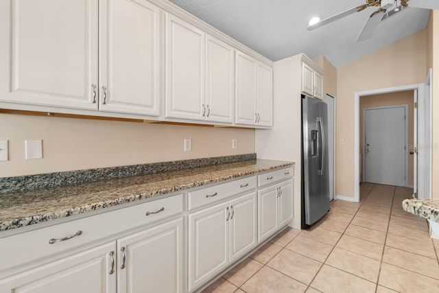 327 CALOOSA WOODS LANE, Sun City Center, FL 33573