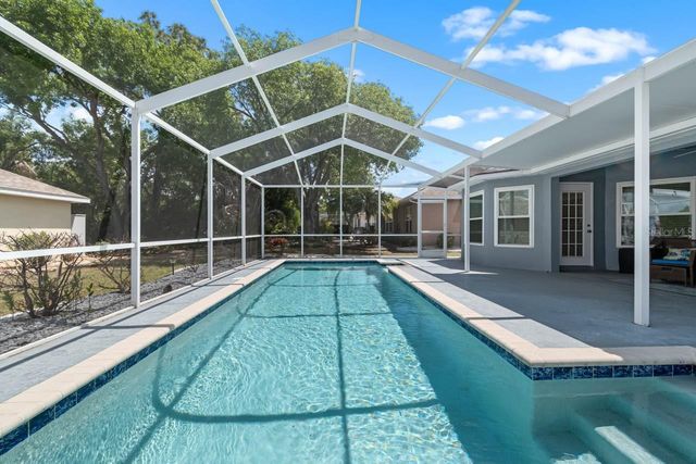 327 CALOOSA WOODS LANE, Sun City Center, FL 33573