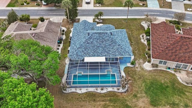 327 CALOOSA WOODS LANE, Sun City Center, FL 33573