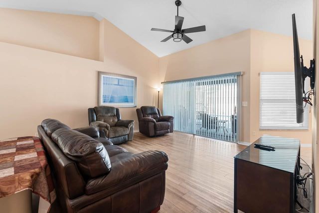327 CALOOSA WOODS LANE, Sun City Center, FL 33573