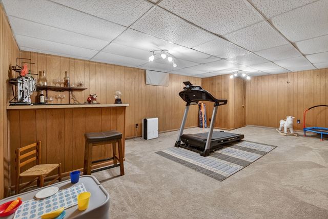 23854 W ESSEX Drive, Channahon, IL 60410