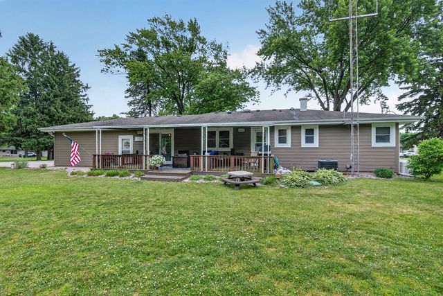 23854 W ESSEX Drive, Channahon, IL 60410