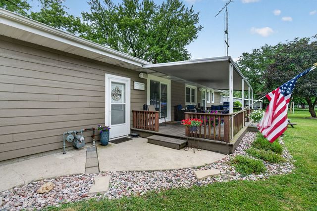23854 W ESSEX Drive, Channahon, IL 60410