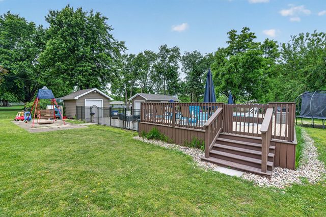 23854 W ESSEX Drive, Channahon, IL 60410