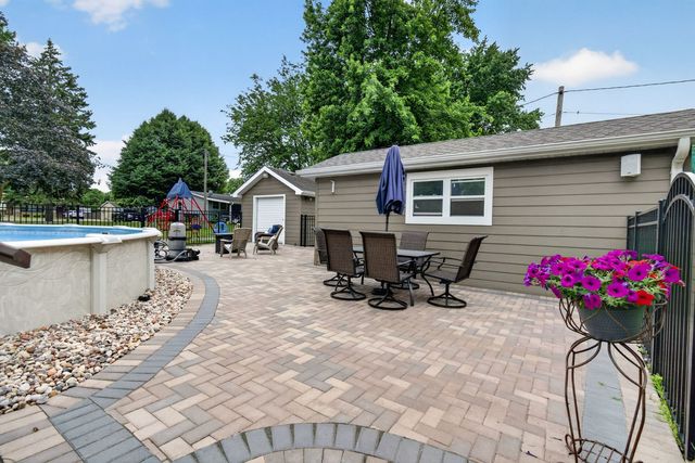 23854 W ESSEX Drive, Channahon, IL 60410