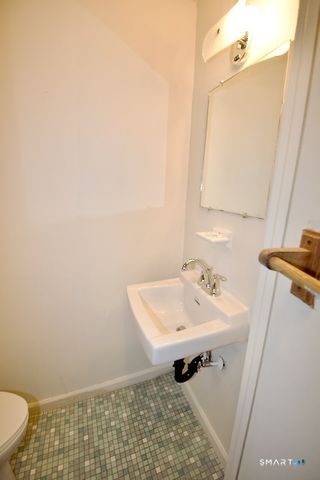 839 Blackstone Village 839, Meriden, CT 06450