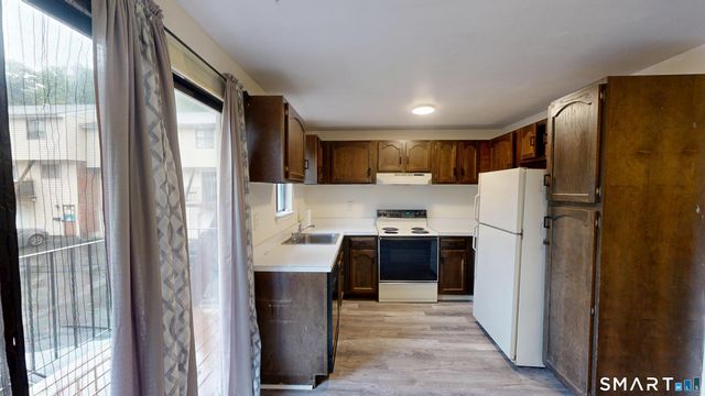 839 Blackstone Village 839, Meriden, CT 06450