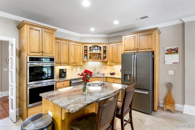 506 WINDING WOOD Drive, Wetumpka, AL 36093