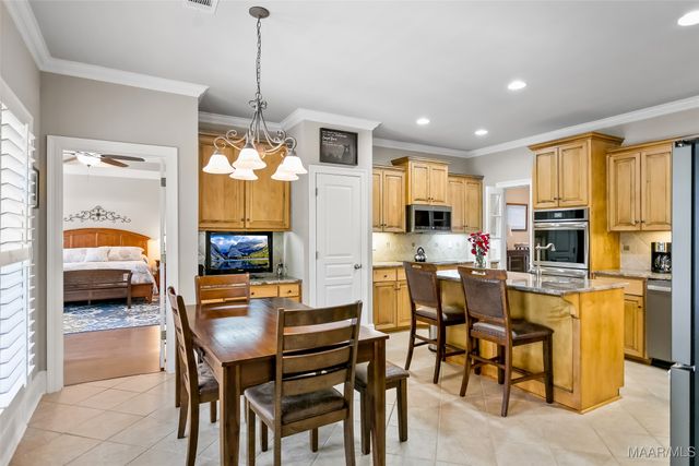 506 WINDING WOOD Drive, Wetumpka, AL 36093