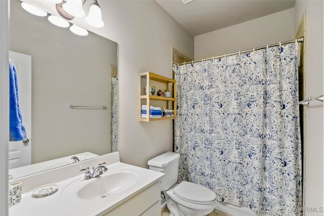 506 WINDING WOOD Drive, Wetumpka, AL 36093