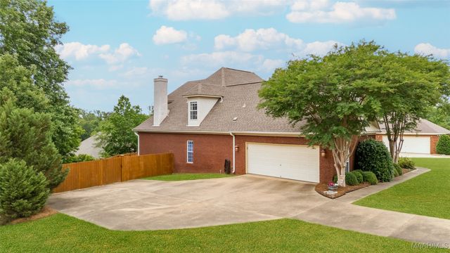 506 WINDING WOOD Drive, Wetumpka, AL 36093