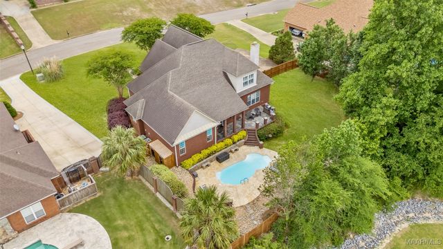 506 WINDING WOOD Drive, Wetumpka, AL 36093