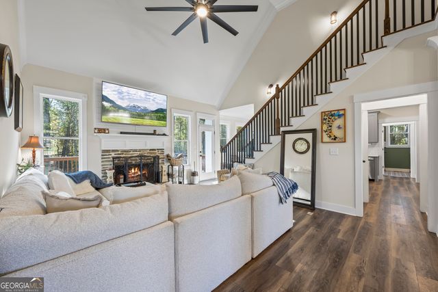 11 Bradley Road, Talking Rock, GA 30175