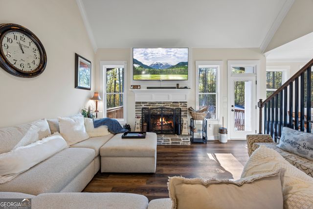 11 Bradley Road, Talking Rock, GA 30175