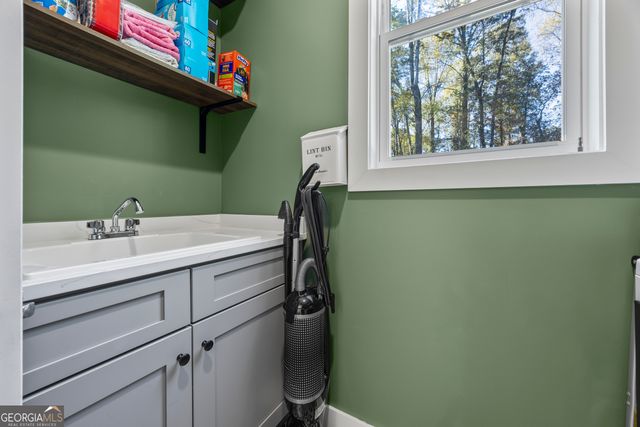 11 Bradley Road, Talking Rock, GA 30175